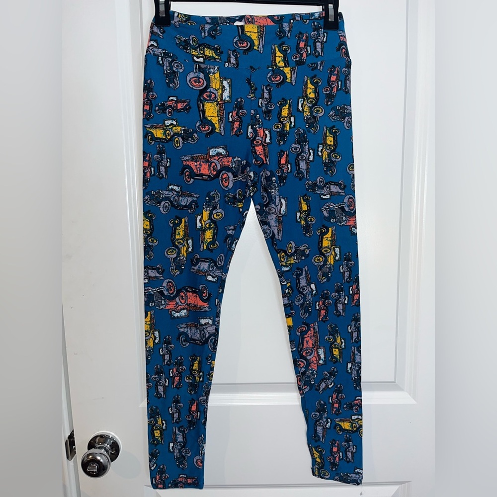 LuLaRoe Buttery Soft Teal Stretch Leggings Classic Vintage Car Print Size OS